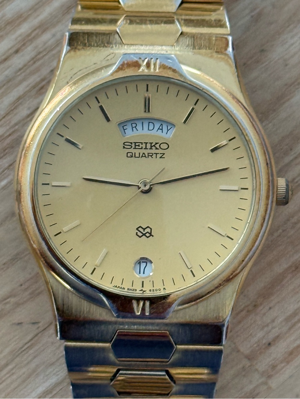 Seiko SQ Vintage Watch Gold Dial, Bracelet, Case Day Date Windows New Crystal